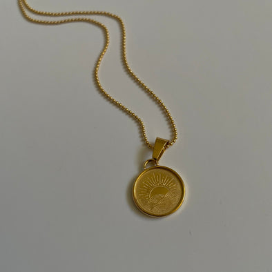 SOLEIL 18K Gold Sun Pendant Necklace | Minimalist Celestial Jewelry | Justa Sale